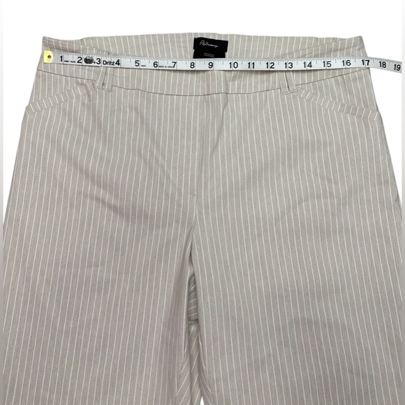 NWOT, Reitmans, The Iconic Beige & White Striped Capri Pants, 18 Regular - Picture 4 of 9